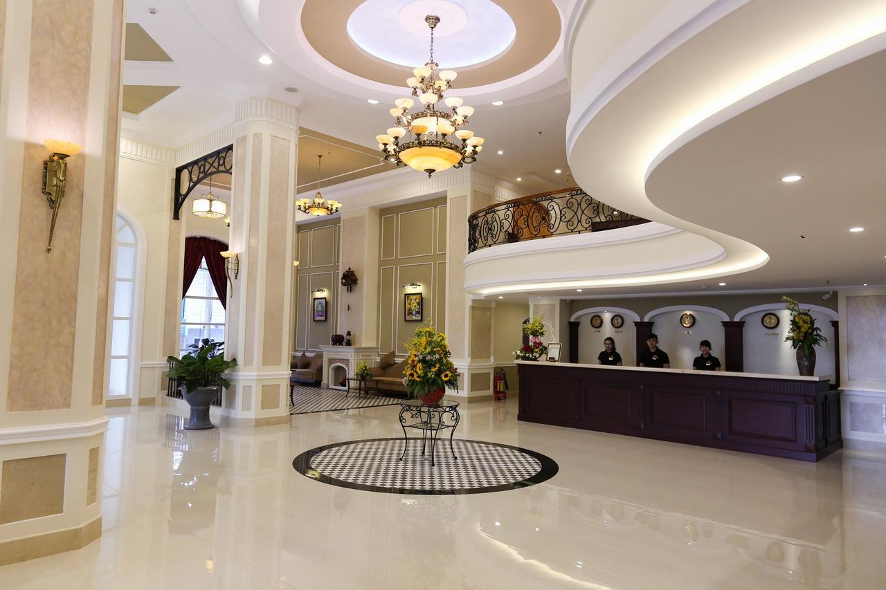 Iris Dalat Hotel Luaran gambar